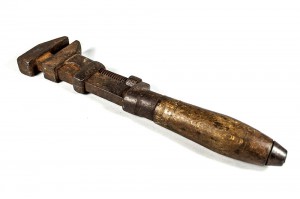 girard-wrench-02