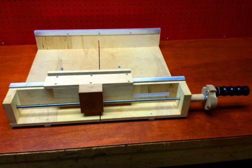 Box Joint Jig