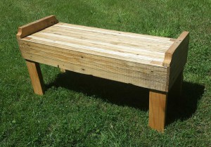 Outdoor Pallet Bench